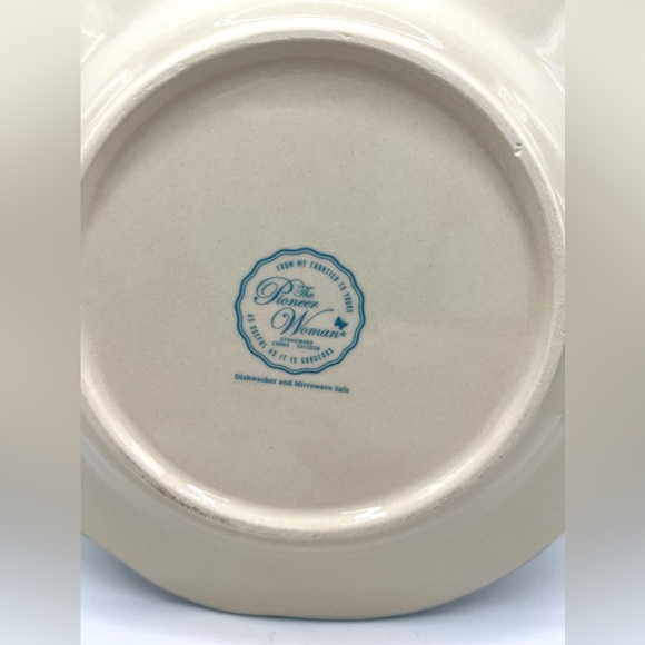 The Pioneer Woman Stoneware Single Salad Plate 8.5 in Diameter - Picture 7 of 8